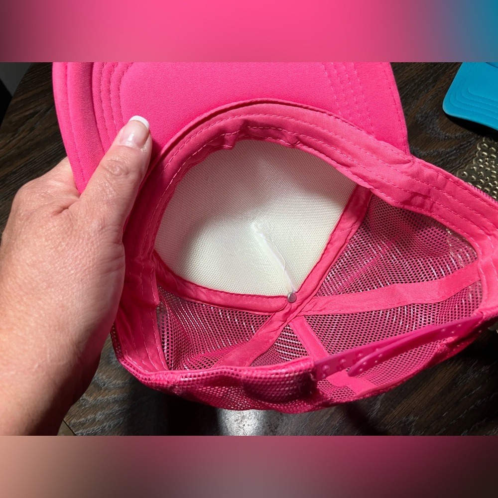 Pink Tito’s hat - Picture 3 of 3